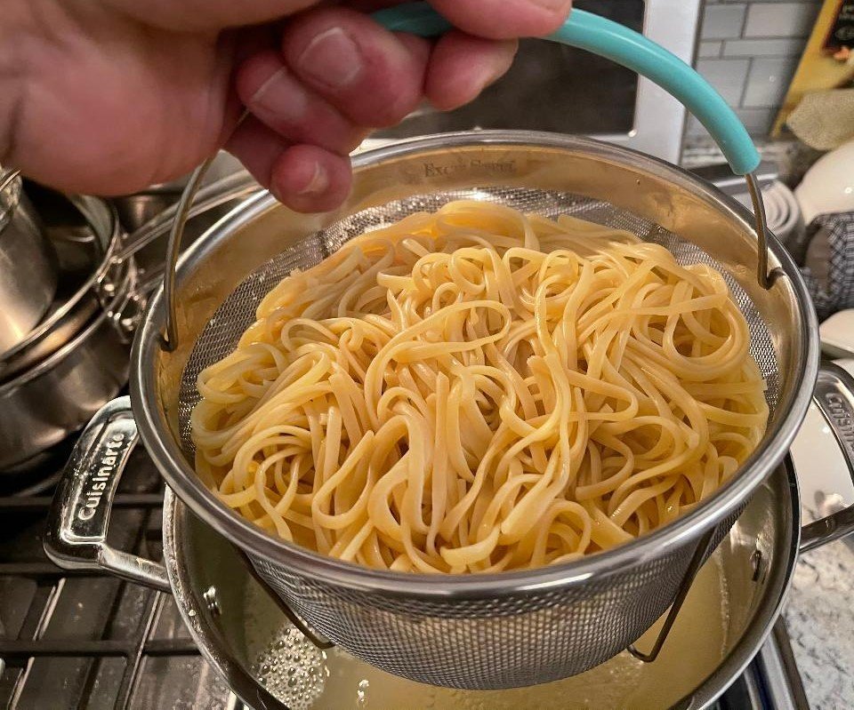 A quick and easy Seafood Fra Diavolo dish with 3 types of seafood 11 pasta 7