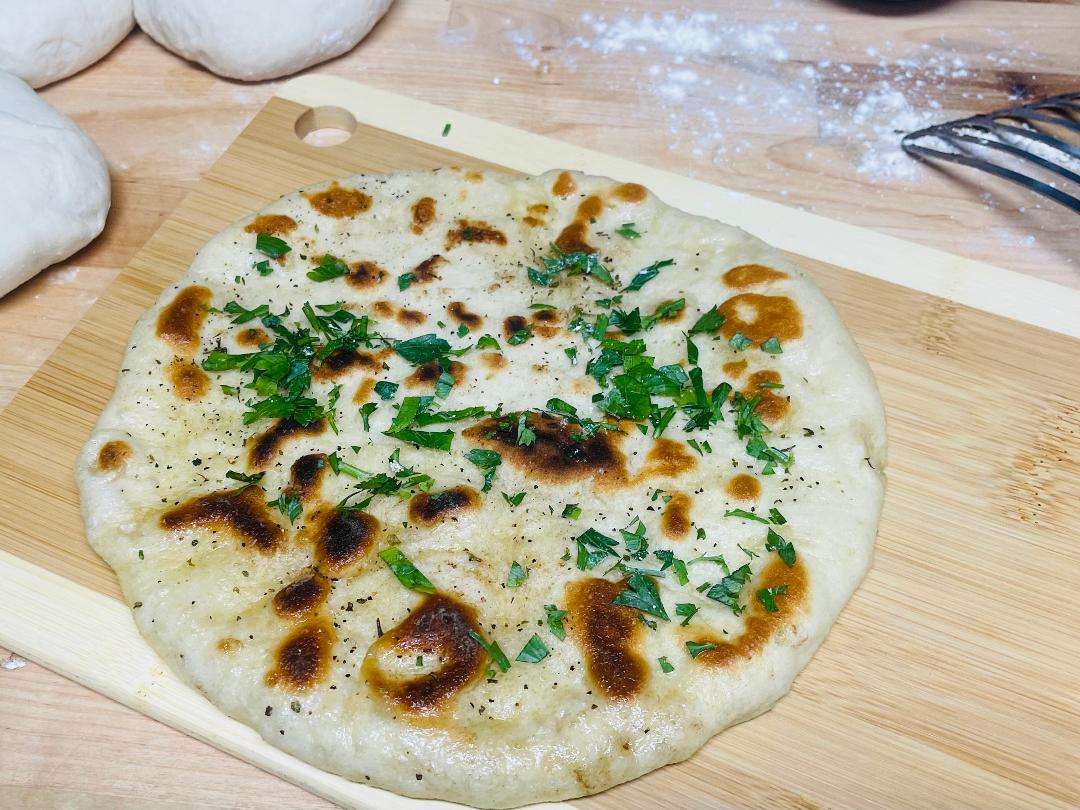 Homemade Pita Bread Recipe: Soft, Fresh & Ready in 90 Minutes 3 finished homemade pita bread warm from the skillet